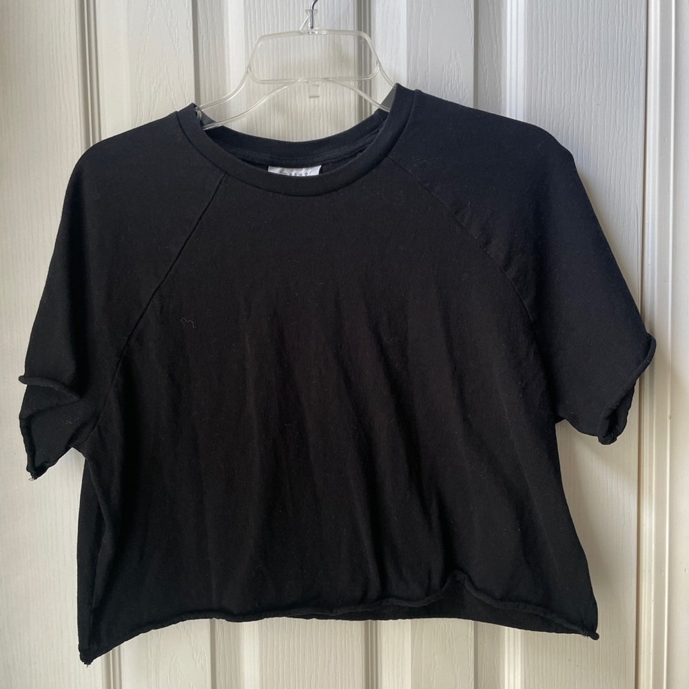 Black Crop Top T-shirt